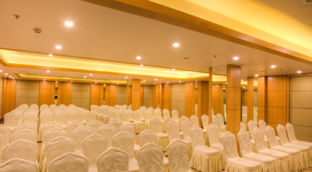 The Atrium Boutique Hotel Mysore Exteriör bild