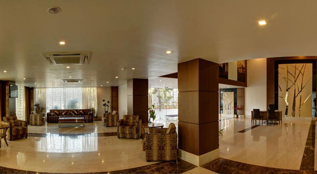 The Atrium Boutique Hotel Mysore Exteriör bild