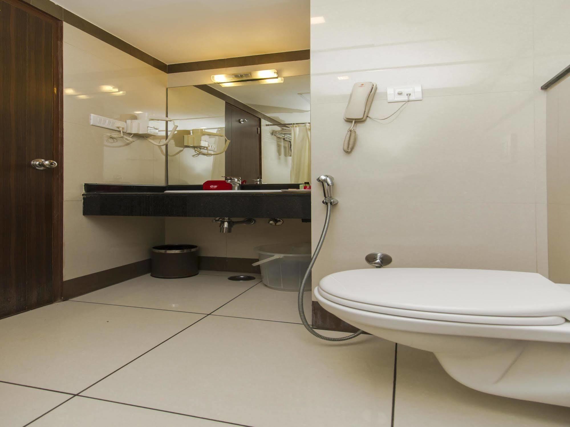 The Atrium Boutique Hotel Mysore Exteriör bild