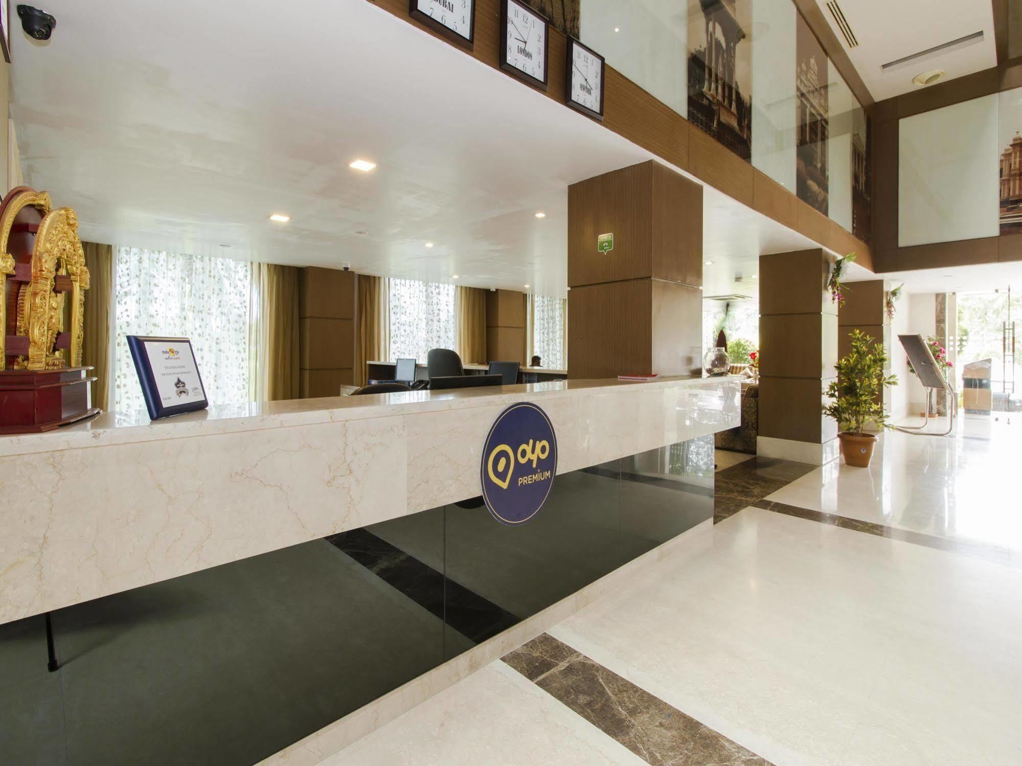 The Atrium Boutique Hotel Mysore Exteriör bild